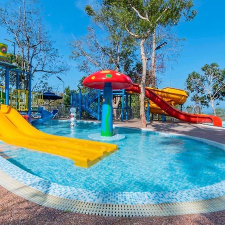 Myrus Resort Langkawi パンタイ・サナング エクステリア 写真