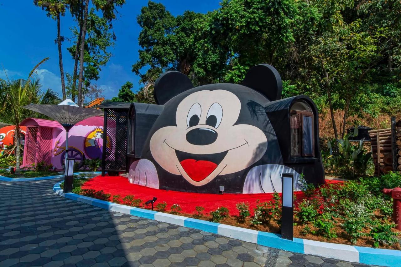 Myrus Resort Langkawi パンタイ・サナング エクステリア 写真