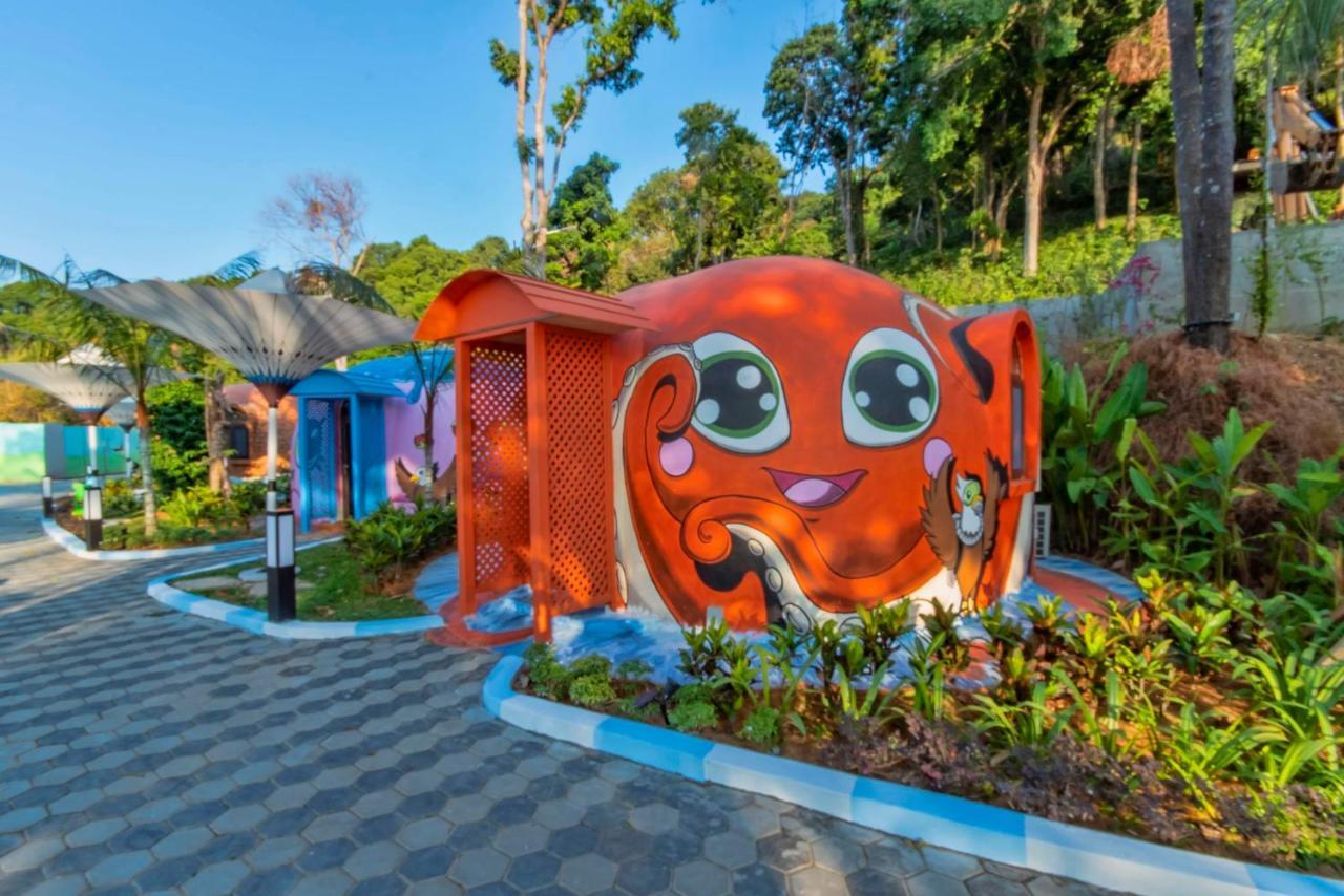 Myrus Resort Langkawi パンタイ・サナング エクステリア 写真