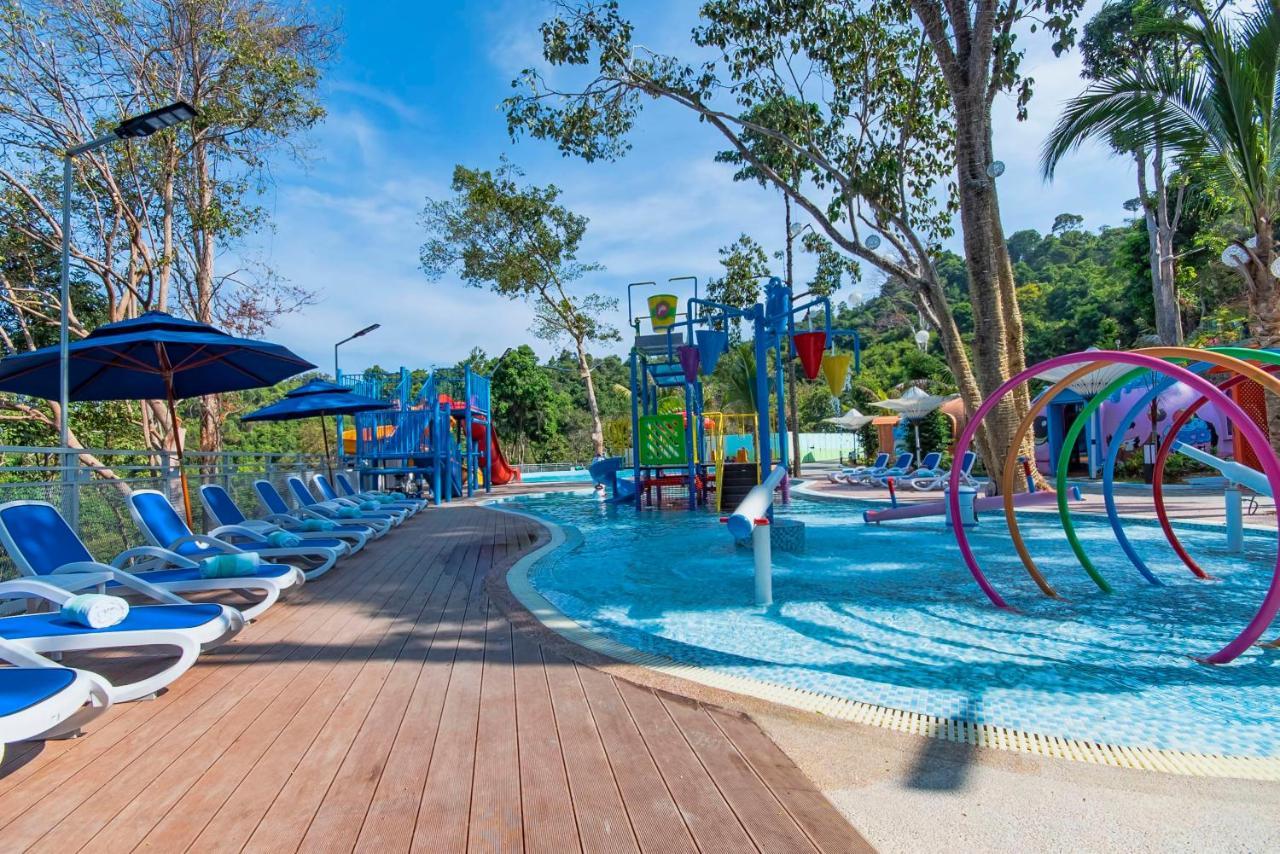 Myrus Resort Langkawi パンタイ・サナング エクステリア 写真