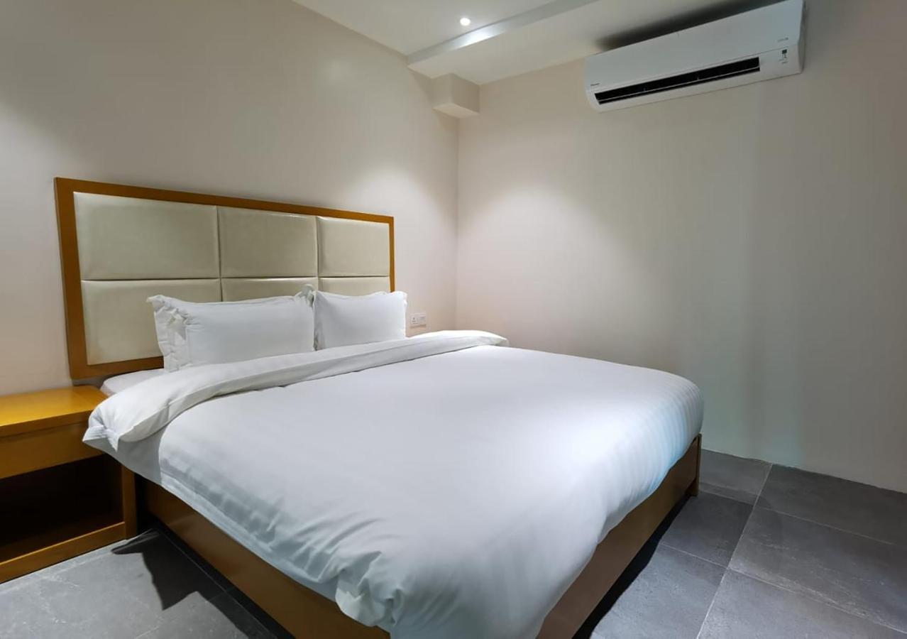 Myrus Resort Langkawi パンタイ・サナング エクステリア 写真
